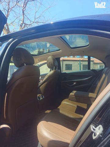 מודעת רכב מרצדס-בנץ E-class