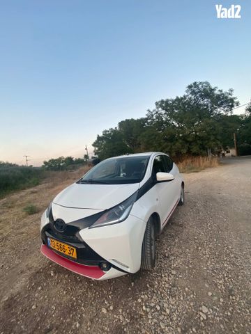 מודעת רכב טויוטה אייגו