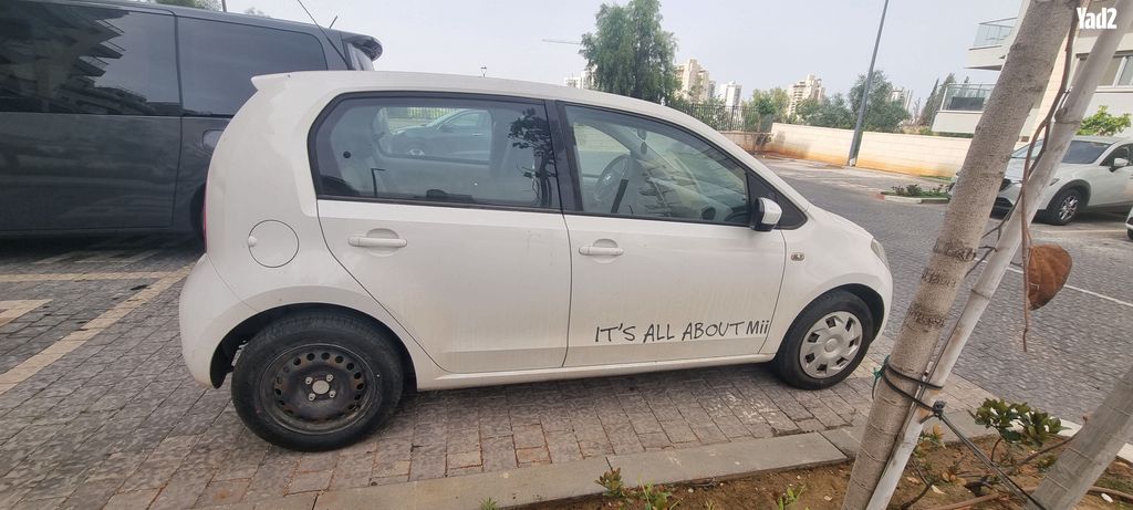 מודעת רכב סיאט Mii
