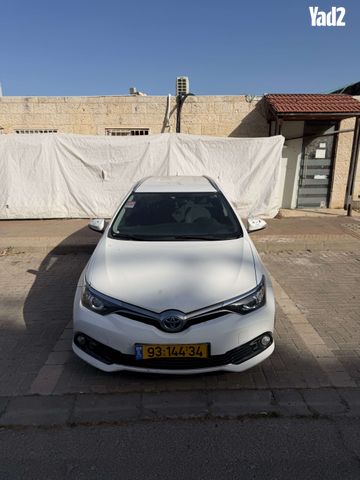 מודעת רכב טויוטה אוריס