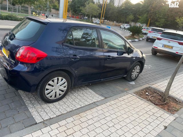 מודעת רכב טויוטה אוריס