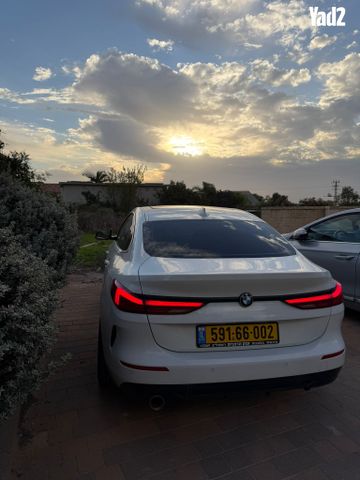 מודעת רכב ב מ וו סדרה 2
