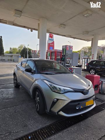 מודעת רכב טויוטה C-HR