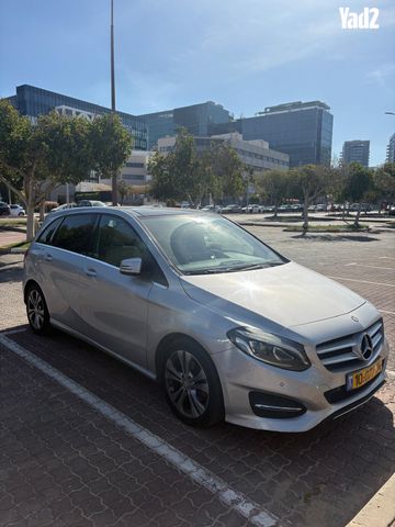 מודעת רכב מרצדס-בנץ B-class
