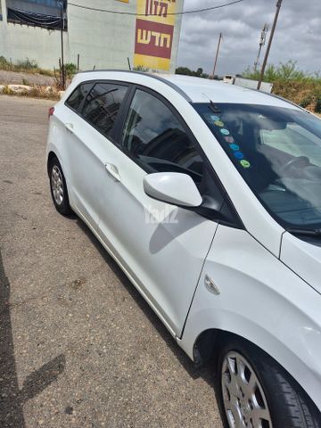 מודעת רכב יונדאי i30