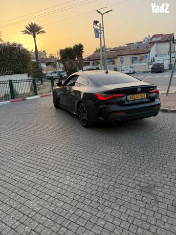 מודעת רכב ב מ וו סדרה 4