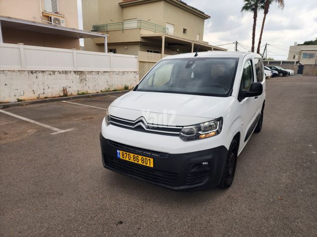 מודעת רכב סיטרואן ברלינגו 2