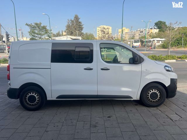 מודעת רכב סיטרואן ג'אמפי