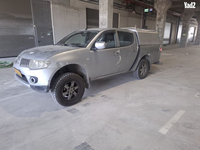 מודעת רכב מיצובישי טרייטון / L200