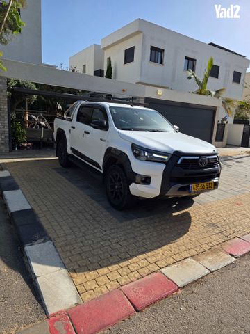 מודעת רכב טויוטה היילקס