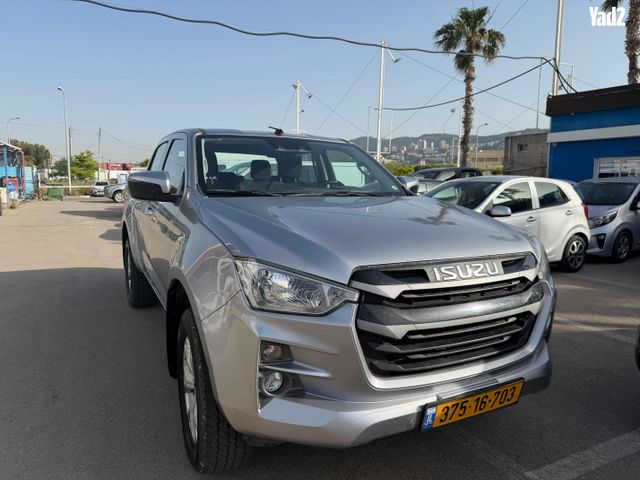 מודעת רכב איסוזו די-מקס