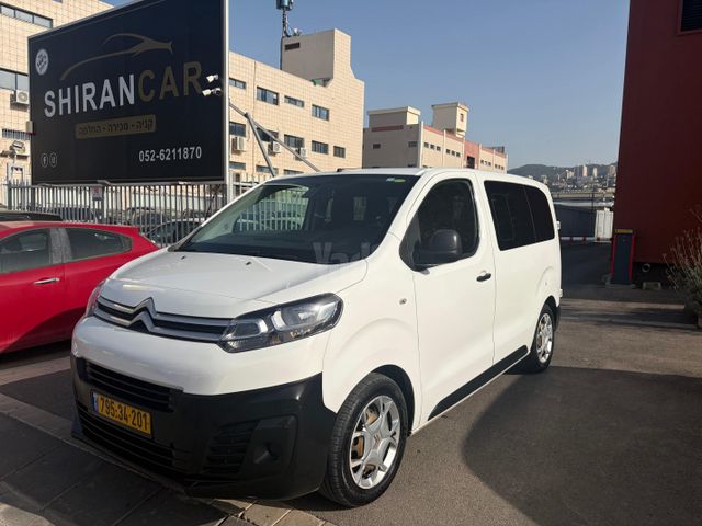 מודעת רכב סיטרואן ג'אמפי