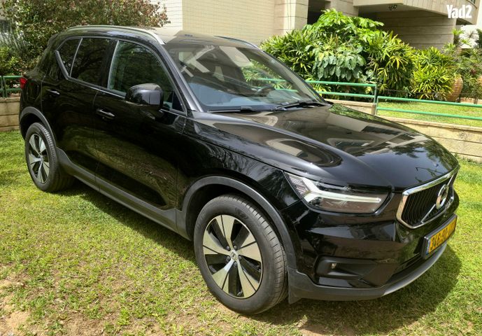 מודעת רכב וולוו XC40 1