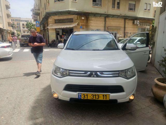 מודעת רכב מיצובישי אאוטלנדר 2