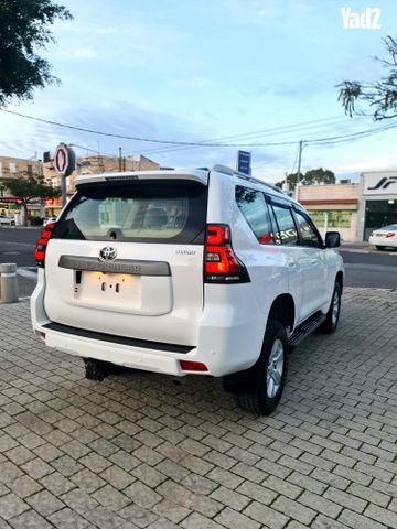 מודעת רכב טויוטה לנד קרוזר