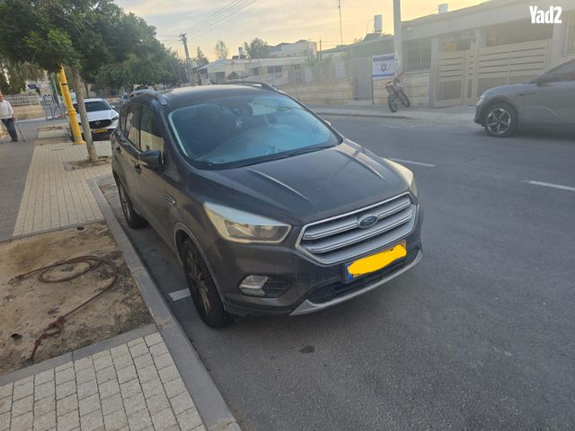 מודעת רכב פורד קוגה
