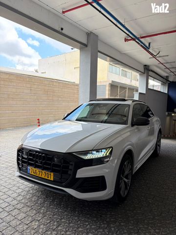 מודעת רכב אאודי Q8