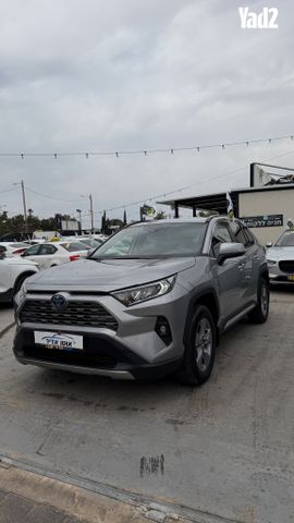 מודעת רכב טויוטה RAV4
