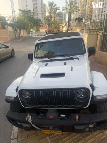 מודעת רכב ג'יפ רנגלר 1