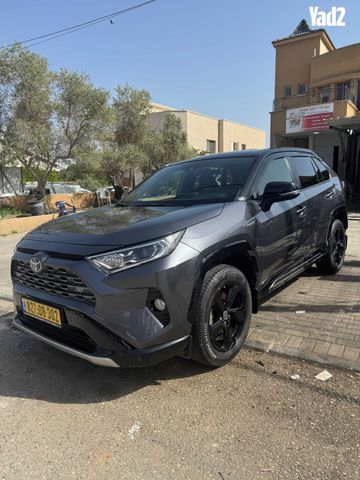 מודעת רכב טויוטה RAV4