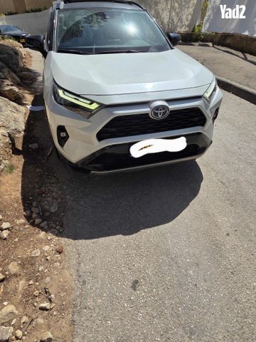 מודעת רכב טויוטה RAV4