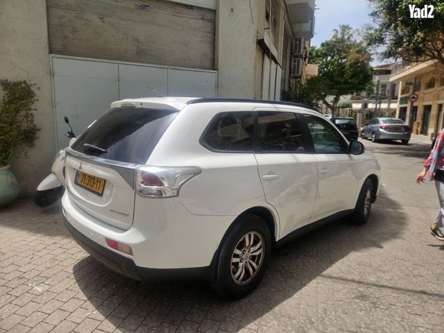 מודעת רכב מיצובישי אאוטלנדר 1