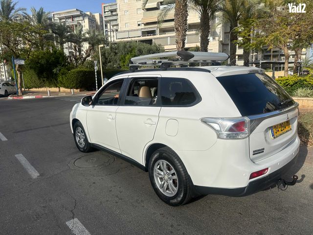מודעת רכב מיצובישי אאוטלנדר