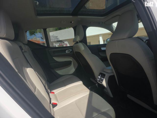 מודעת רכב וולוו XC40 1