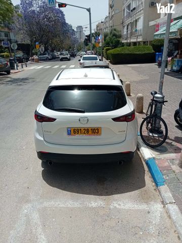 מודעת רכב מאזדה CX-5