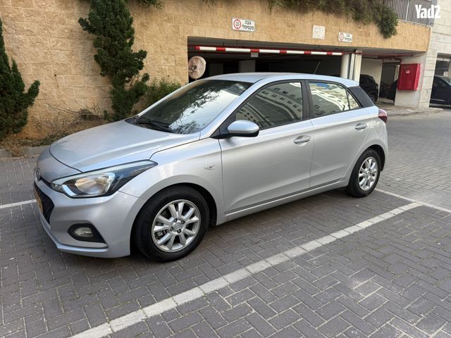 מודעת רכב יונדאי i20