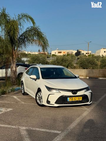 מודעת רכב טויוטה קורולה