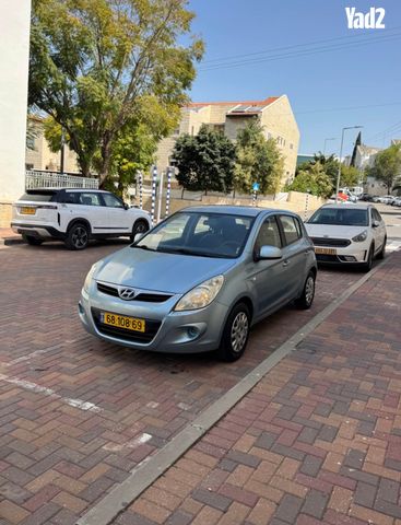 מודעת רכב יונדאי i20