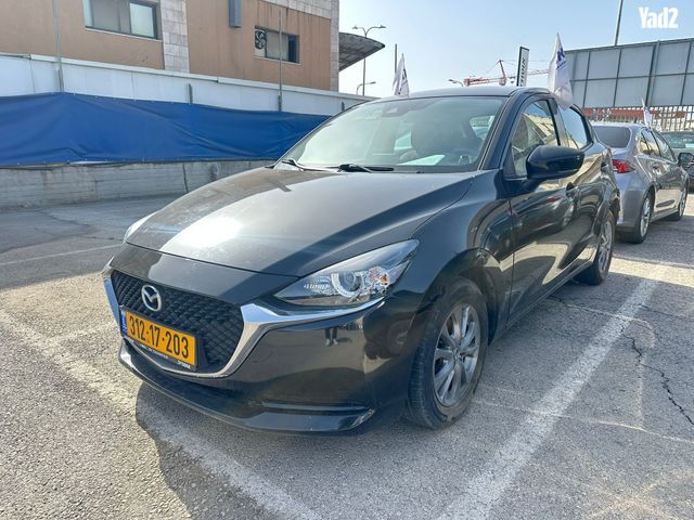 מודעת רכב מאזדה 2