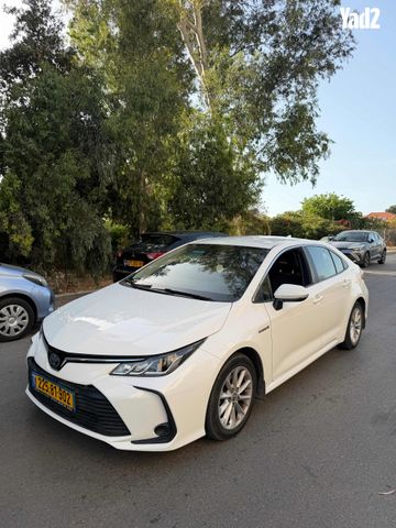 מודעת רכב טויוטה קורולה