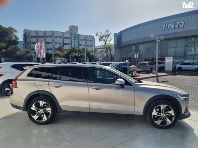 מודעת רכב וולוו V60 1