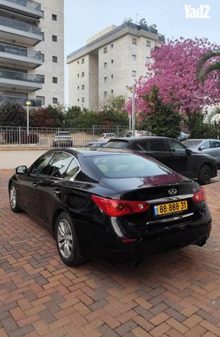 מודעת רכב אינפיניטי Q50