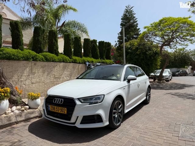 מודעת רכב אאודי A3