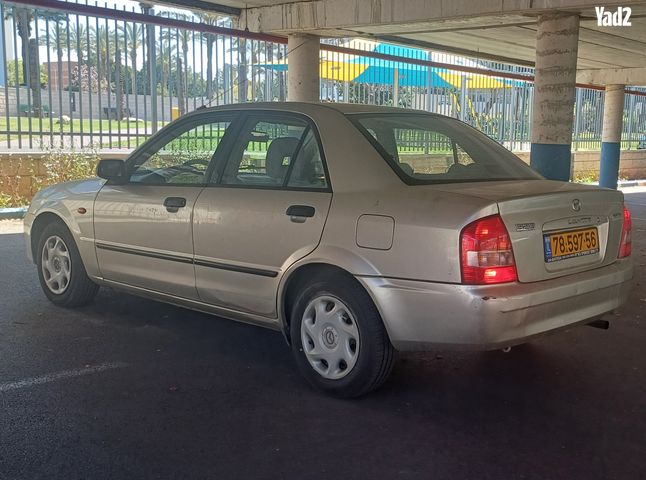 מודעת רכב מאזדה 323