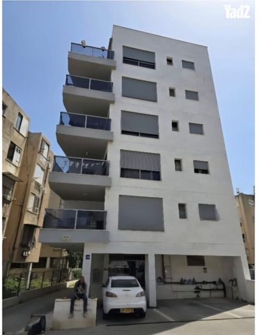 החשמונאים 14