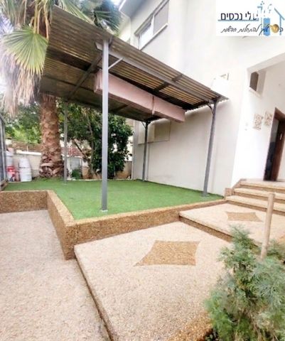 דו משפחתי, שיכוני המזרח, ראשון לציון