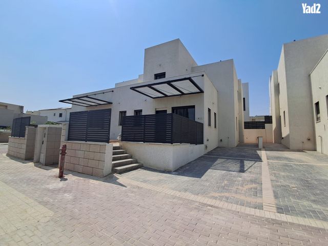 עוזי חיטמן 