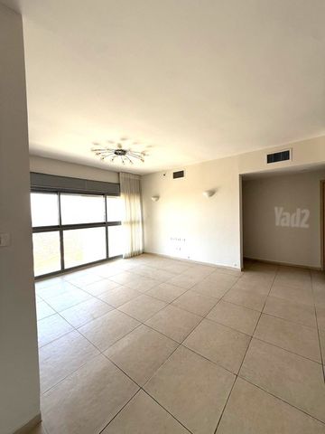 דירה למכירה בירושלים (תיווך) — 4