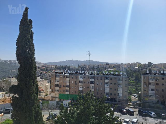 דירה למכירה בירושלים (תיווך) — 2
