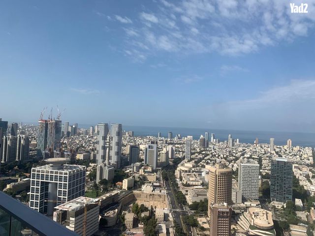 דרך מנחם בגין 144