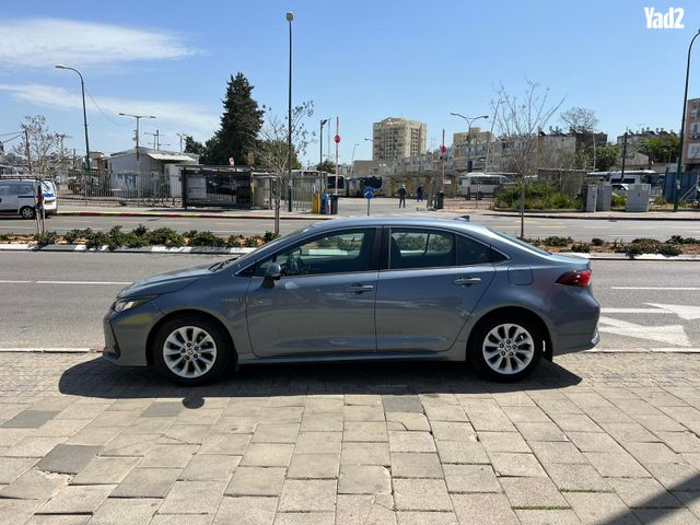 מודעת רכב טויוטה קורולה
