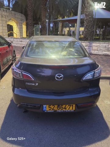 מודעת רכב מאזדה 3