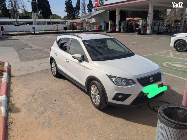 מודעת רכב סיאט ארונה