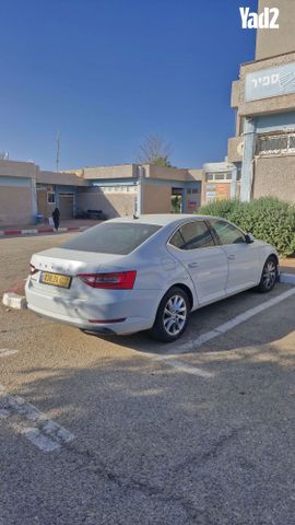 מודעת רכב סקודה סופרב
