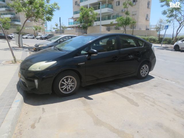 מודעת רכב טויוטה פריוס