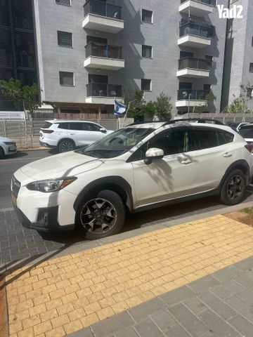 מודעת רכב סובארו XV